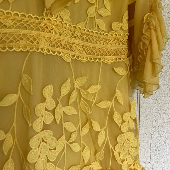 Gorgeous yellow tiered Costarellos dress - Picture 3 of 11